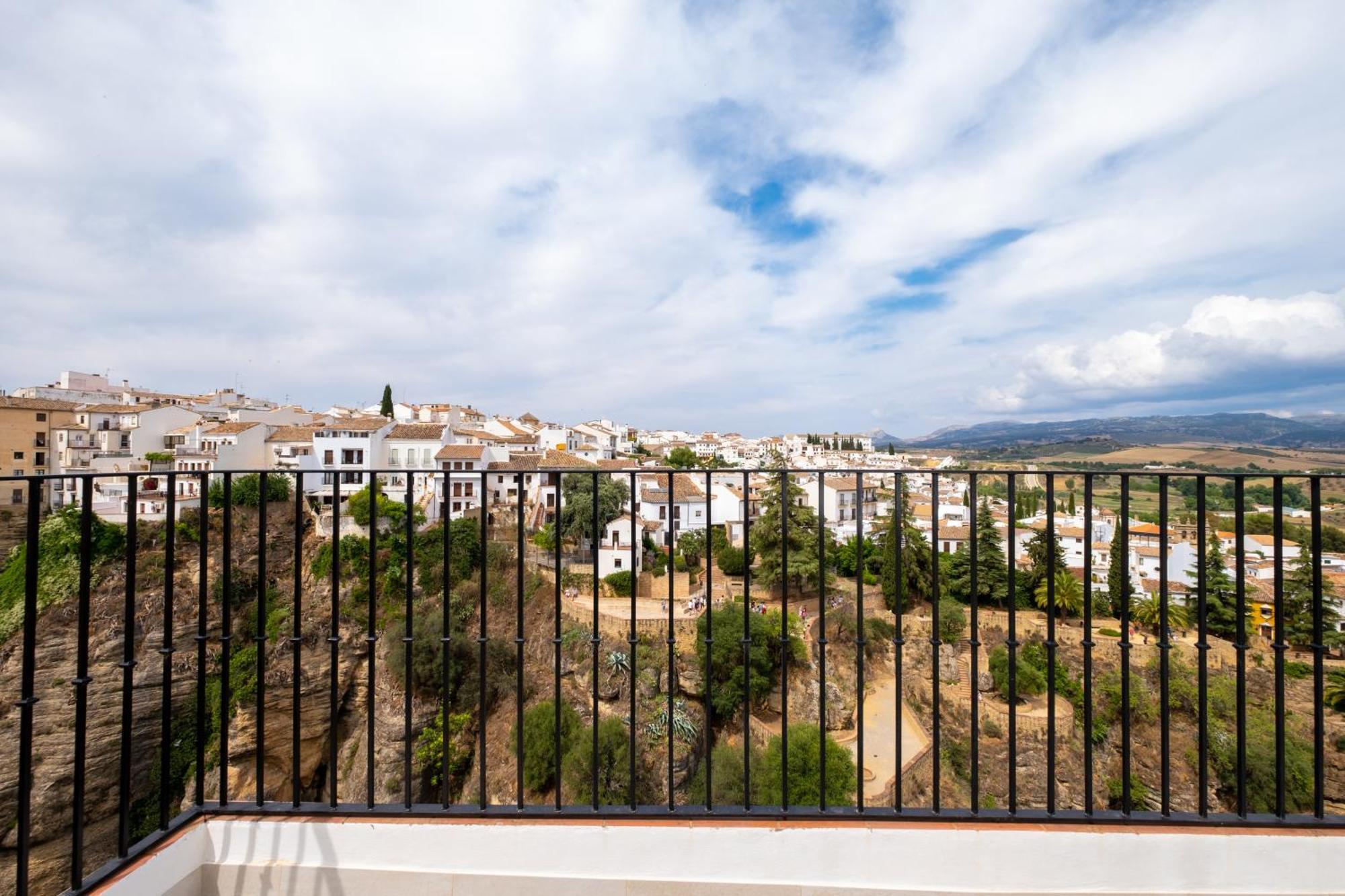 Casa-palacio Santa Pola * Ronda